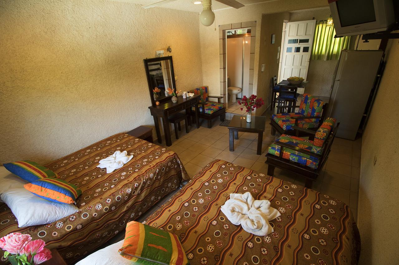 Hotel Sol Caribe Isla Mujeres Exteriör bild