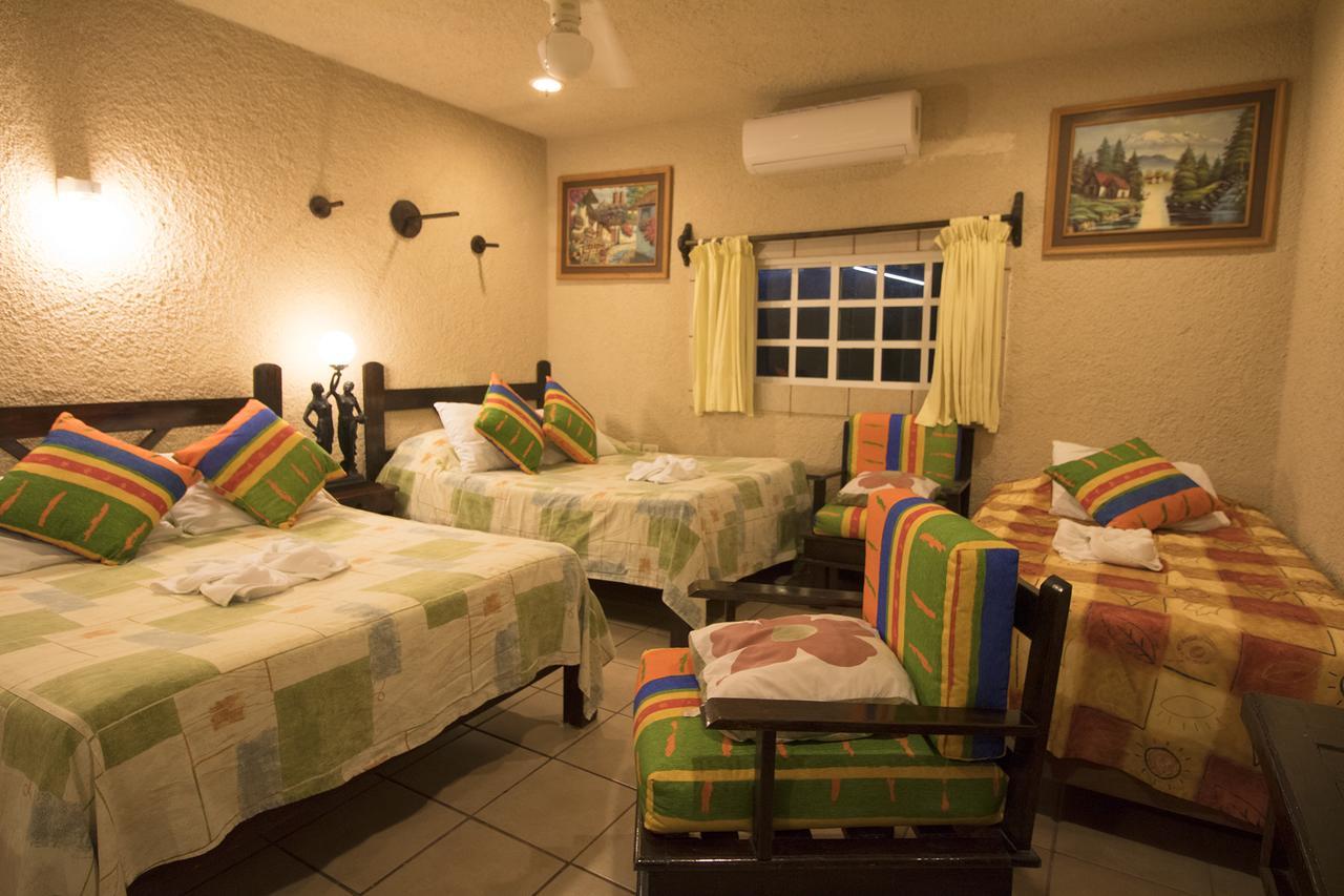 Hotel Sol Caribe Isla Mujeres Exteriör bild