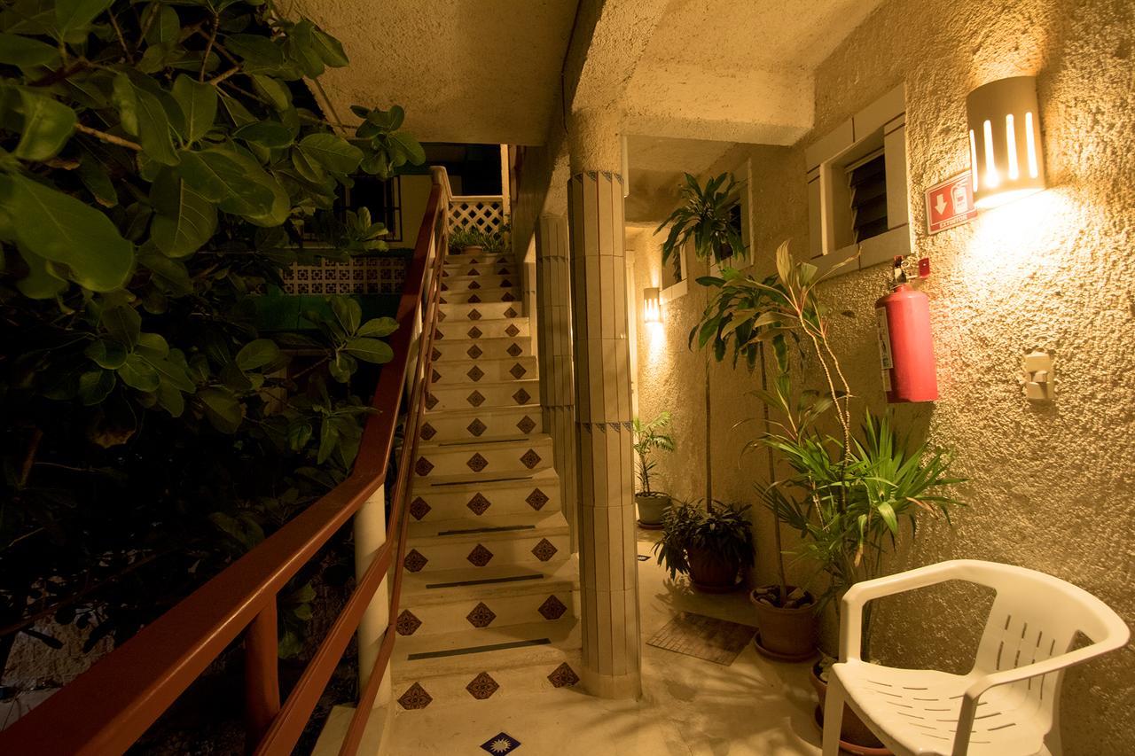 Hotel Sol Caribe Isla Mujeres Exteriör bild